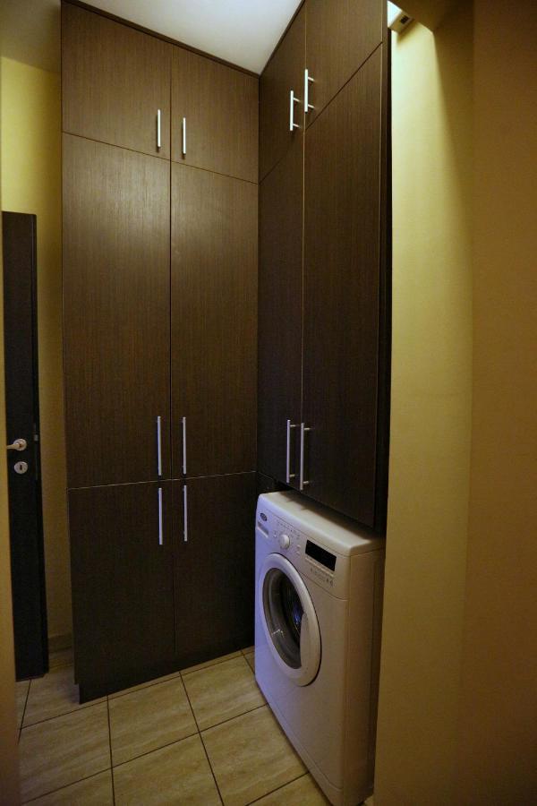Apartamento Bloc Izvor Piteşti Exterior foto